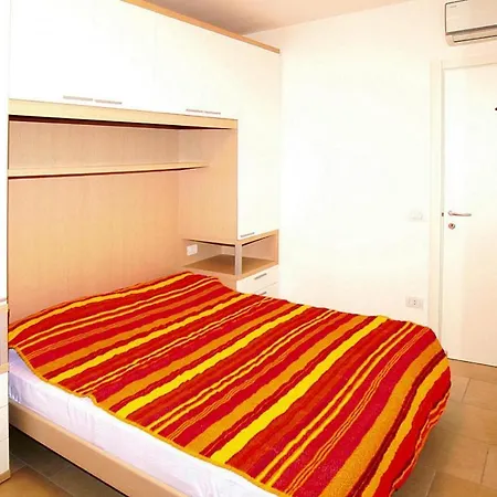 Holiday home Villaggio A Mare, Lido Altanea *